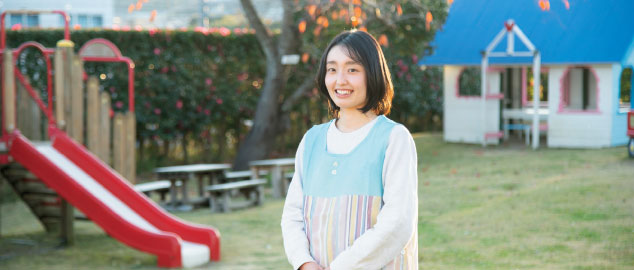 日立市役所 保健福祉部日立市子どもセンター［療育指導員］ 堆 夏帆さん 文学部 児童教育学科 幼児保育専攻（現 幼児保育コース）  2019年3月卒業