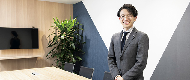 税理士法人 アイユーコンサルティングプロジェクトマネージャー 関 春樹さん 経営学部 経営学科 2021年3月卒業