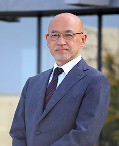 米岡 英治
