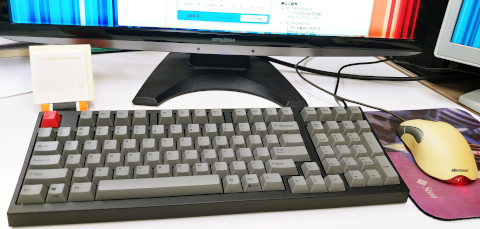買い替えた新しい英字配列のキーボード