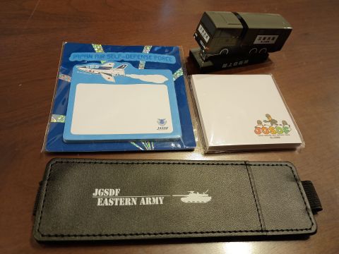 非売品グッズ4点